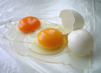 Comer un huevo al día reduce riesgo de diabetes, sugiere estudio