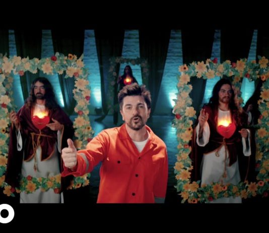 Juanes – La Plata ft. Lalo Ebratt (Official Video)