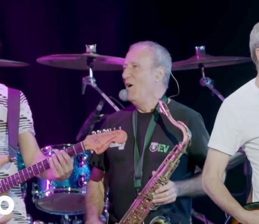 Hombres G, Enanitos Verdes – Te Quiero (En Vivo)