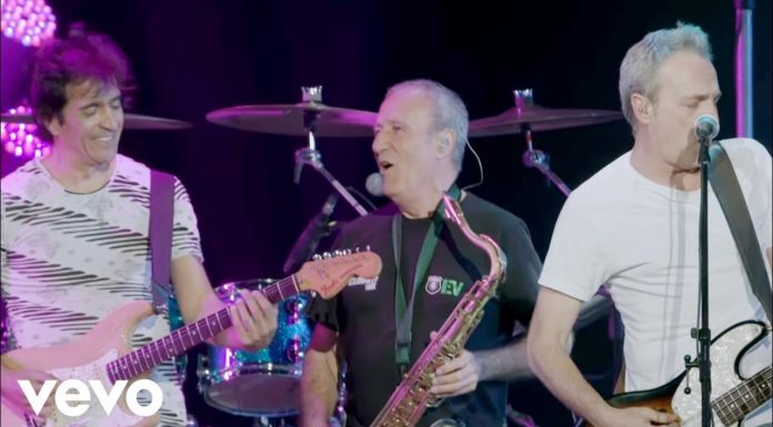 Hombres G, Enanitos Verdes – Te Quiero (En Vivo)