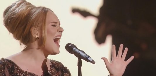 Adele – Set Fire To The Rain