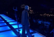 Phil Collins – In The Air Tonight LIVE HD