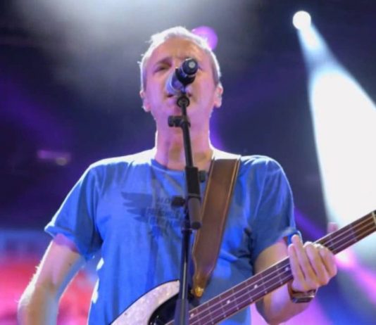Si No Te Tengo A Ti (Las Ventas 2015) – Hombres G