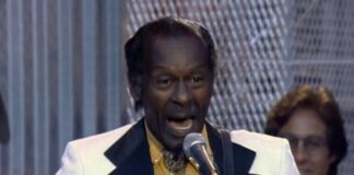 Chuck Berry with Bruce Springsteen & The E Street Band «Johnny B. Goode» | Concert for the Rock Hall